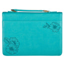 Zij is gekleed met Kracht Luxleer 